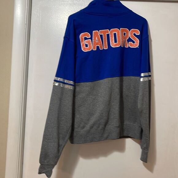 Colosseum, Florida gator sweatshirt, size medium - Picture 7 of 7